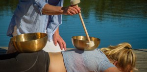 Tiibetiläinen äänimaljarentoutus